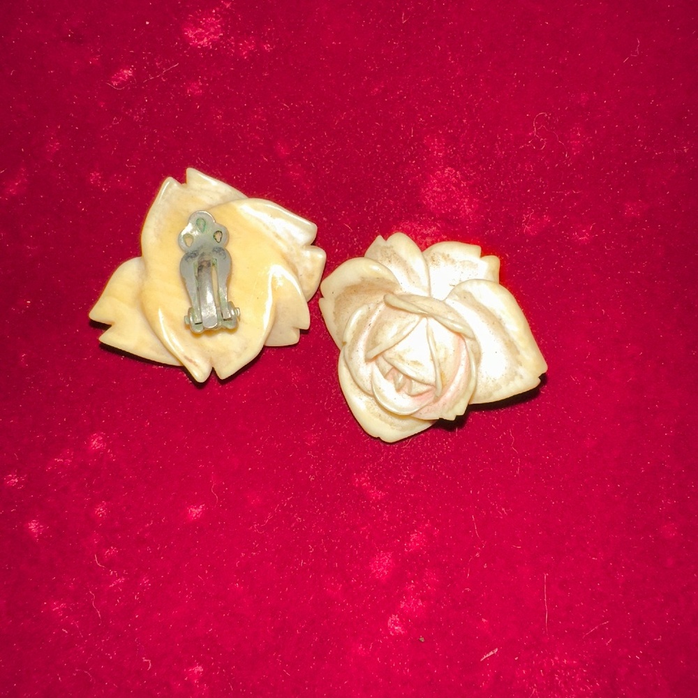 Antique Clipon Rose Earrings